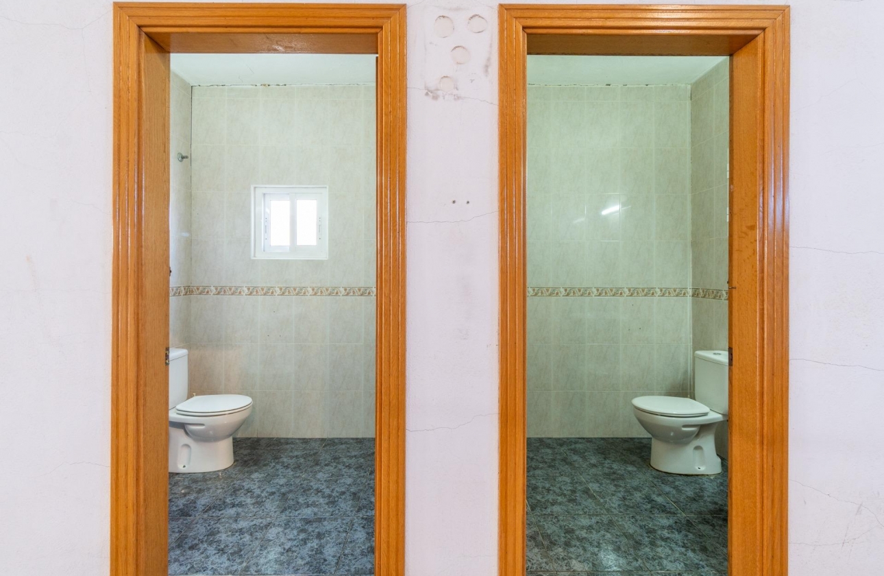 Wynajem długoterminowy - Nieruchomość komercyjna - Pilar de la Horadada - Polígono industrial Cañada de Práez