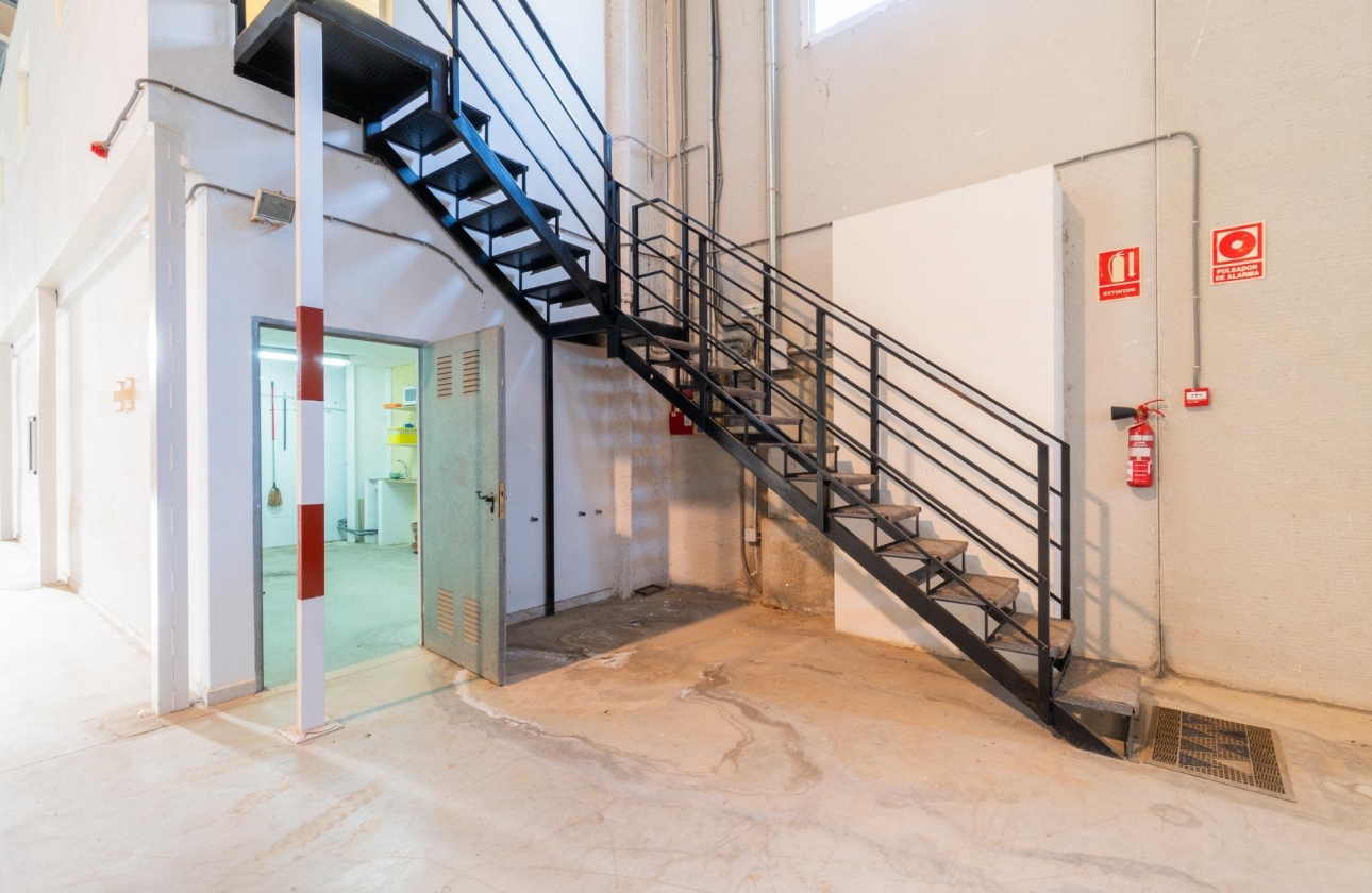 Wynajem długoterminowy - Nieruchomość komercyjna - Pilar de la Horadada - Polígono industrial Cañada de Práez