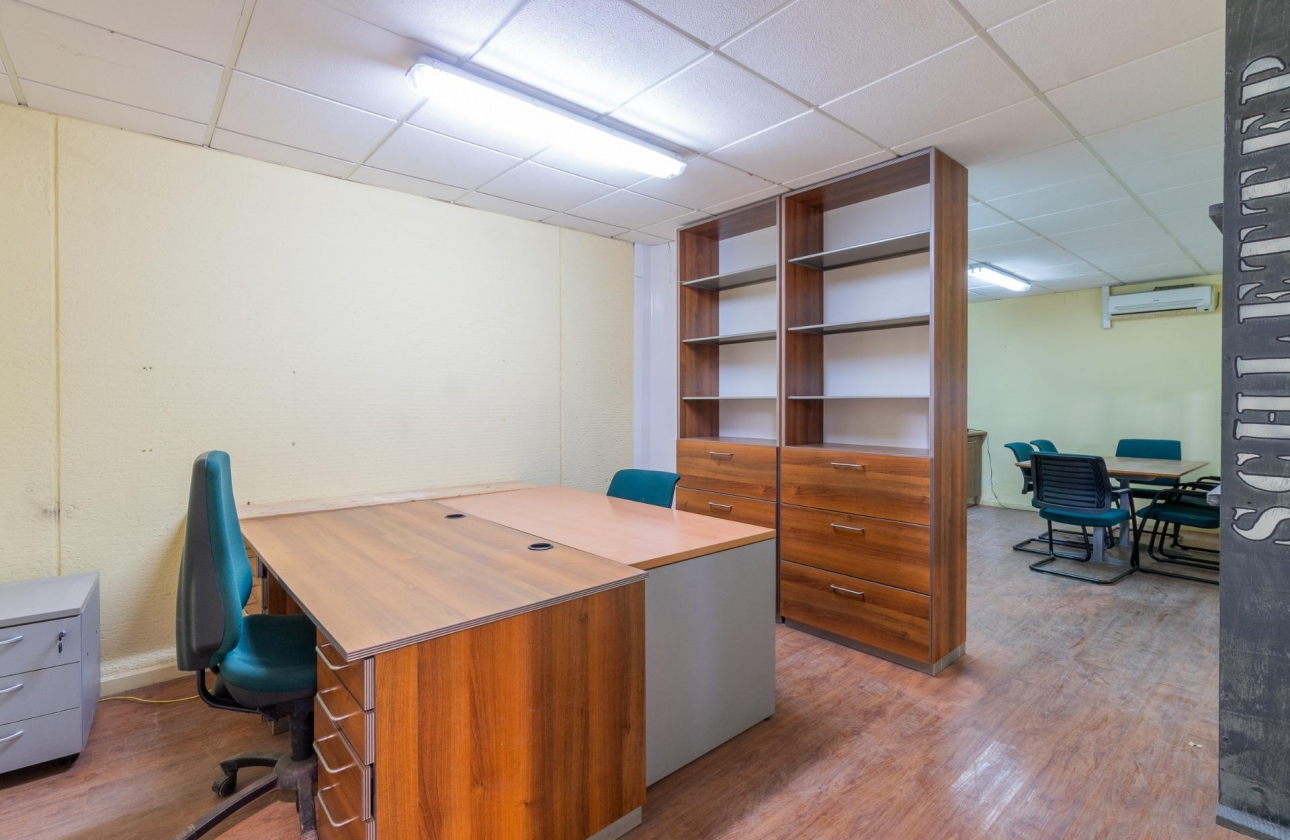 Wynajem długoterminowy - Nieruchomość komercyjna - Pilar de la Horadada - Polígono industrial Cañada de Práez