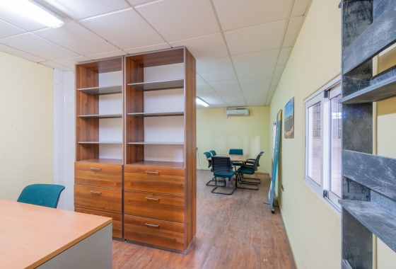 Wynajem długoterminowy - Nieruchomość komercyjna - Pilar de la Horadada - Polígono industrial Cañada de Práez