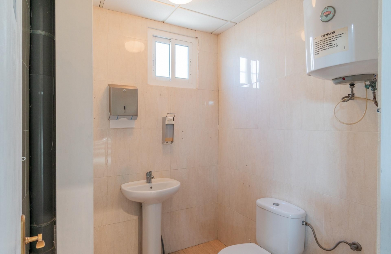 Wynajem długoterminowy - Nieruchomość komercyjna - Pilar de la Horadada - Polígono industrial Cañada de Práez