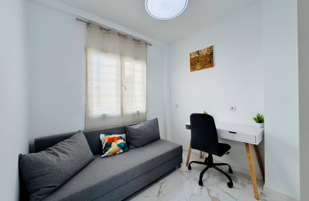 Rynek wtórny - Apartament - Torrevieja - La Mata