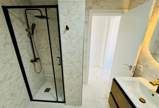 Rynek wtórny - Apartament - Torrevieja - La Mata