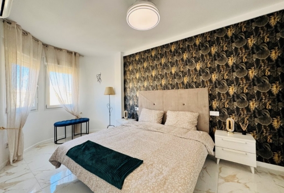 Rynek wtórny - Apartament - Torrevieja - La Mata