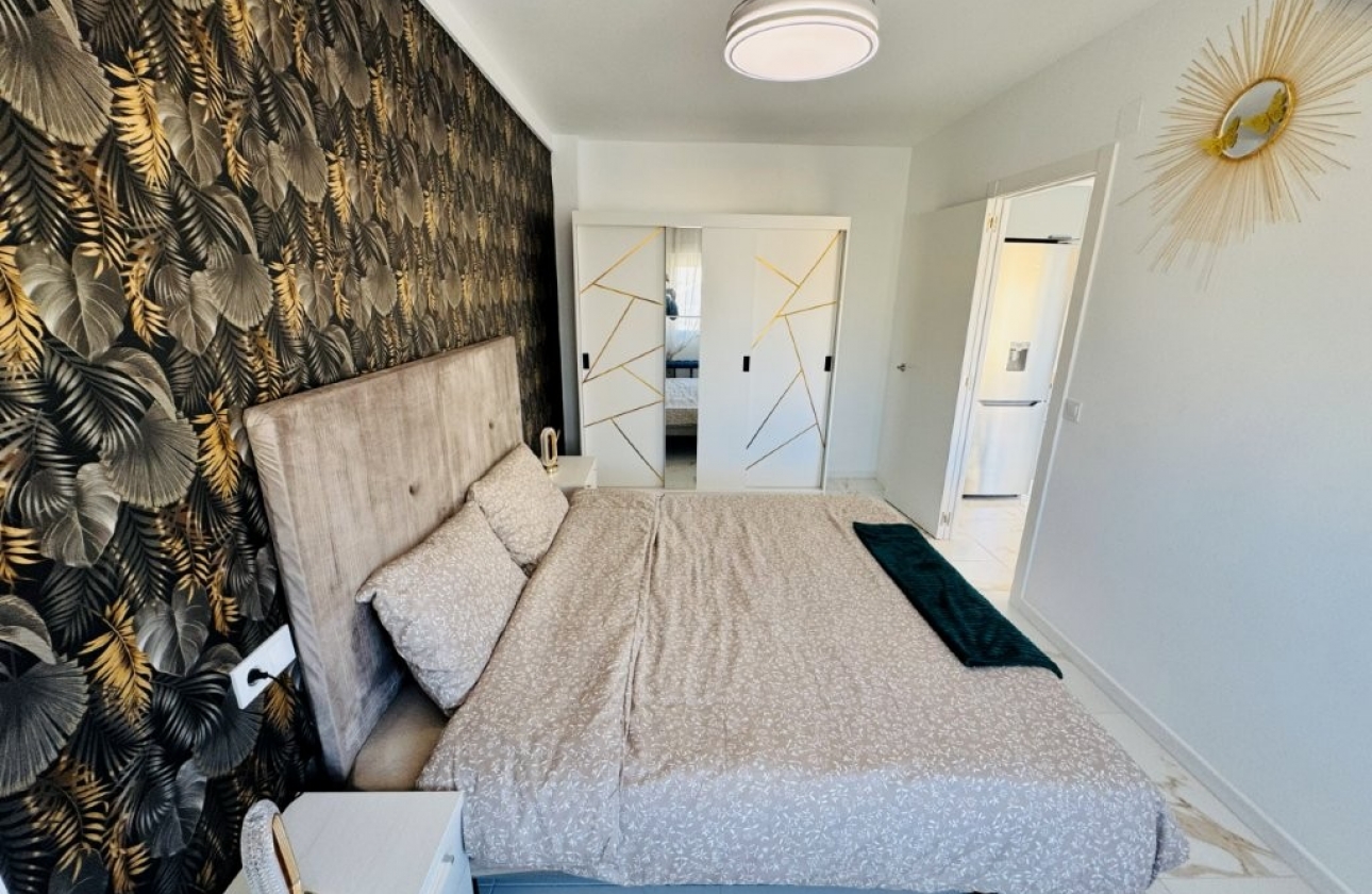 Rynek wtórny - Apartament - Torrevieja - La Mata