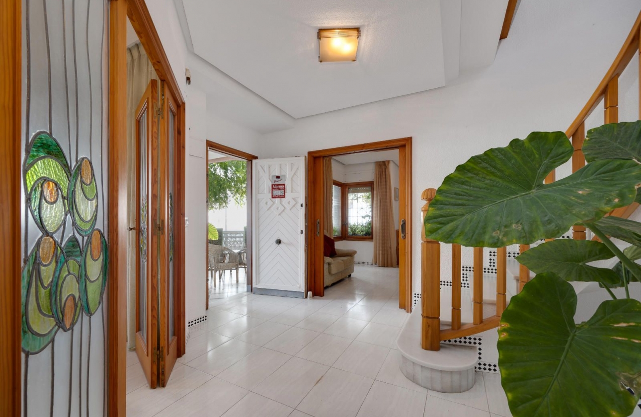 Reventa - Villa - Santa Pola