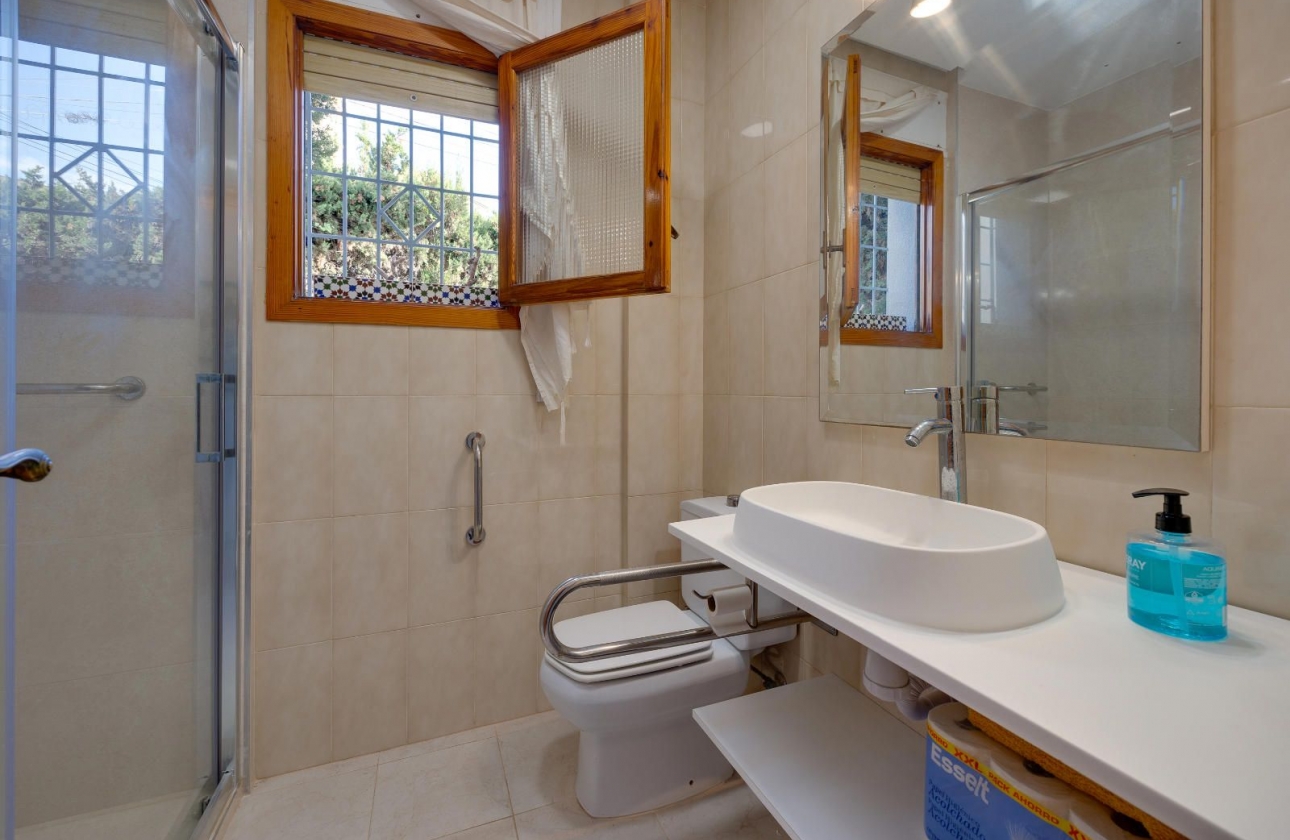 Reventa - Villa - Santa Pola