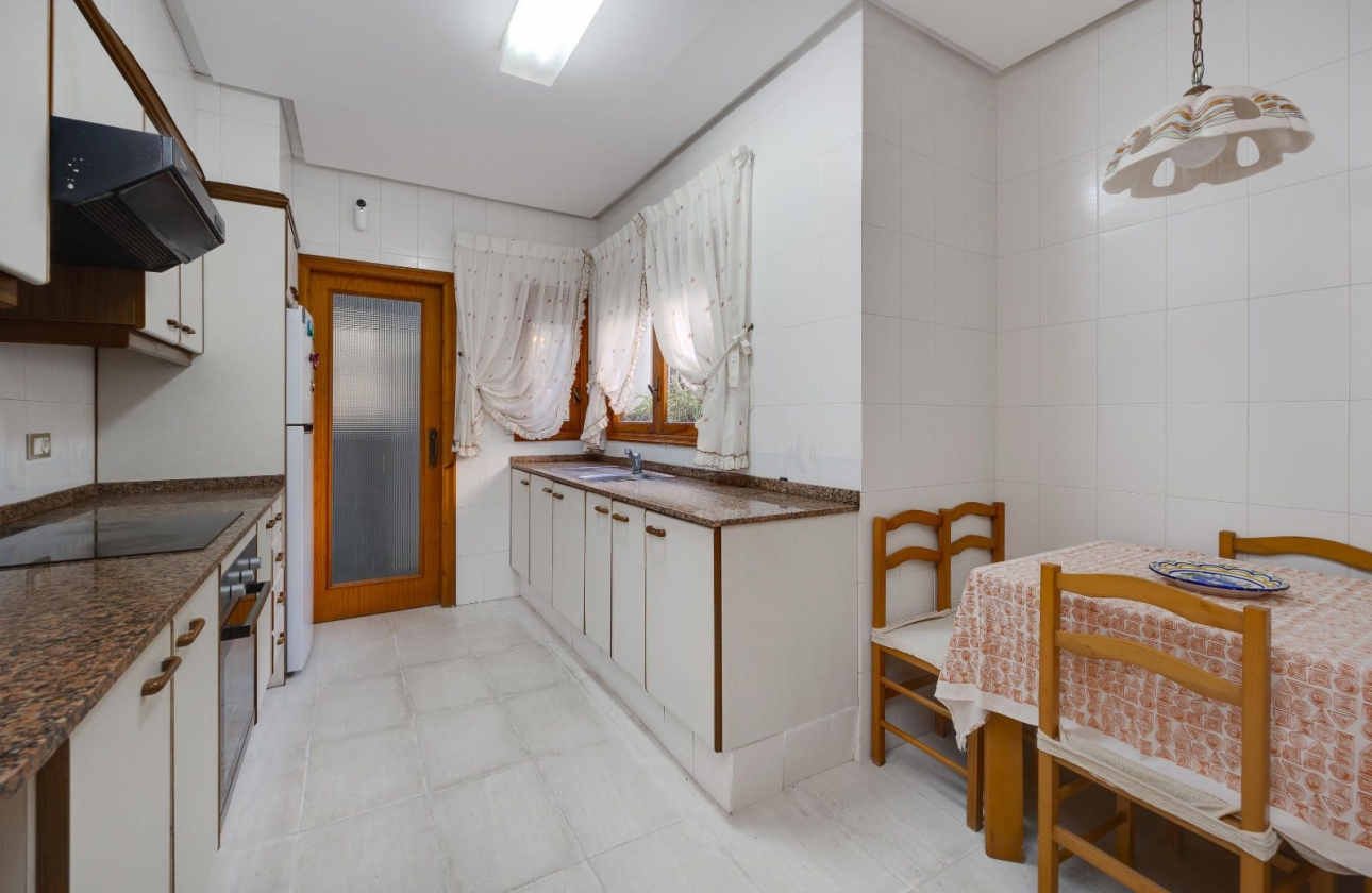 Reventa - Villa - Santa Pola