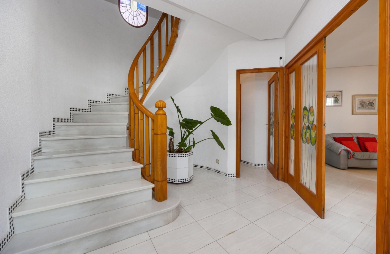 Reventa - Villa - Santa Pola