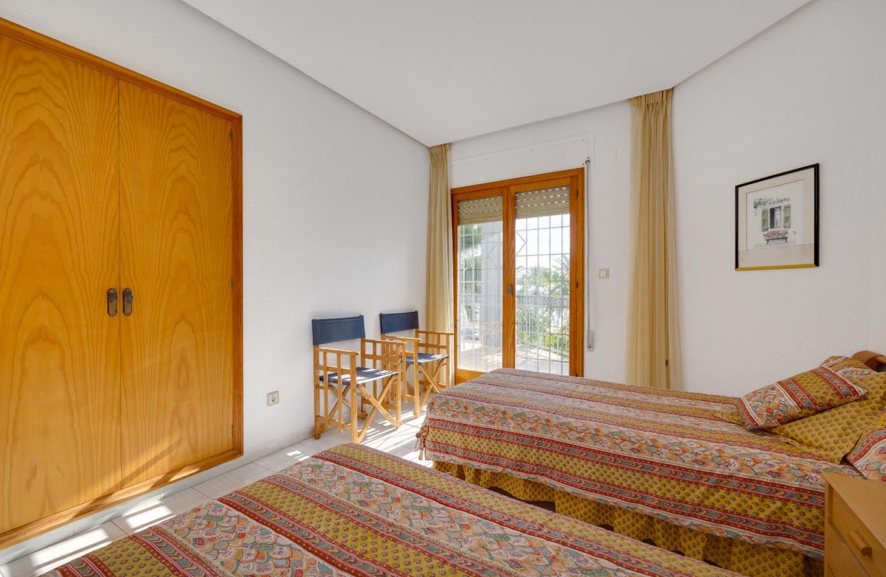 Reventa - Villa - Santa Pola