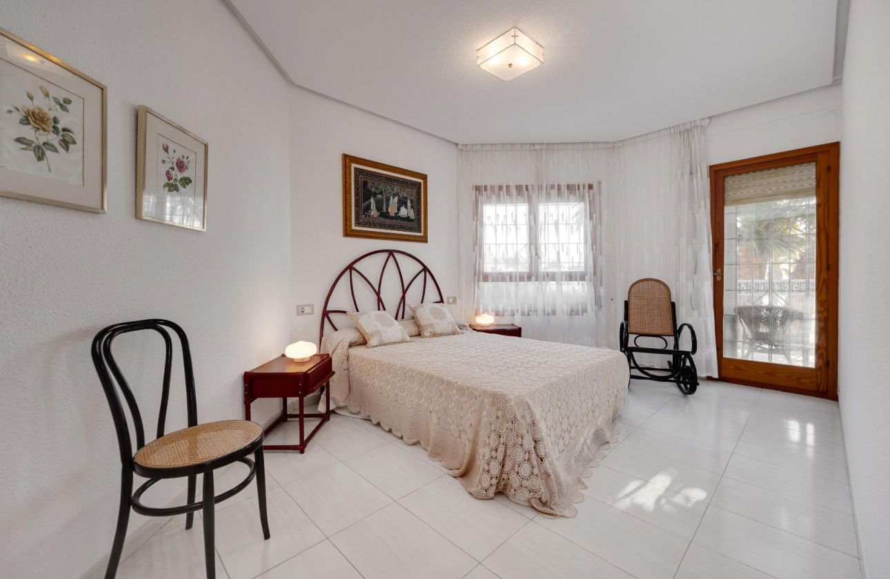 Reventa - Villa - Santa Pola