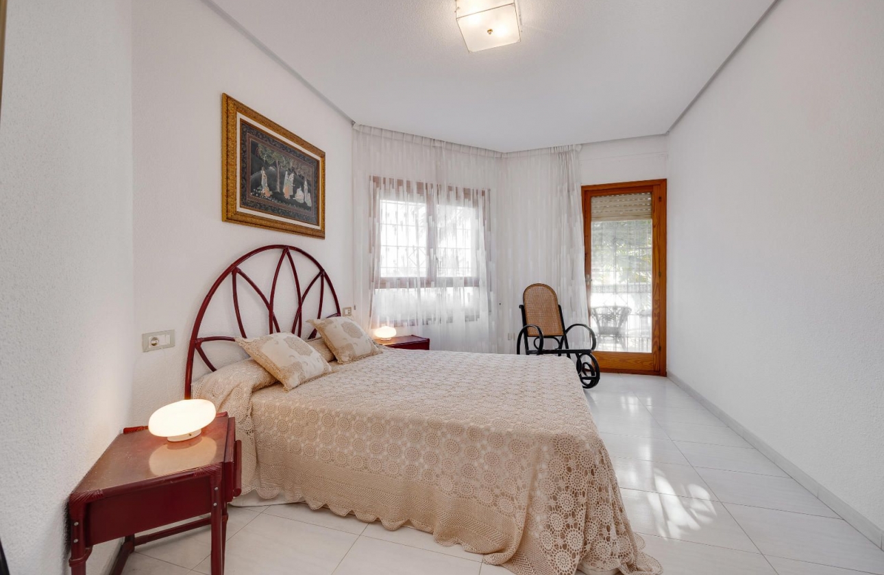 Reventa - Villa - Santa Pola