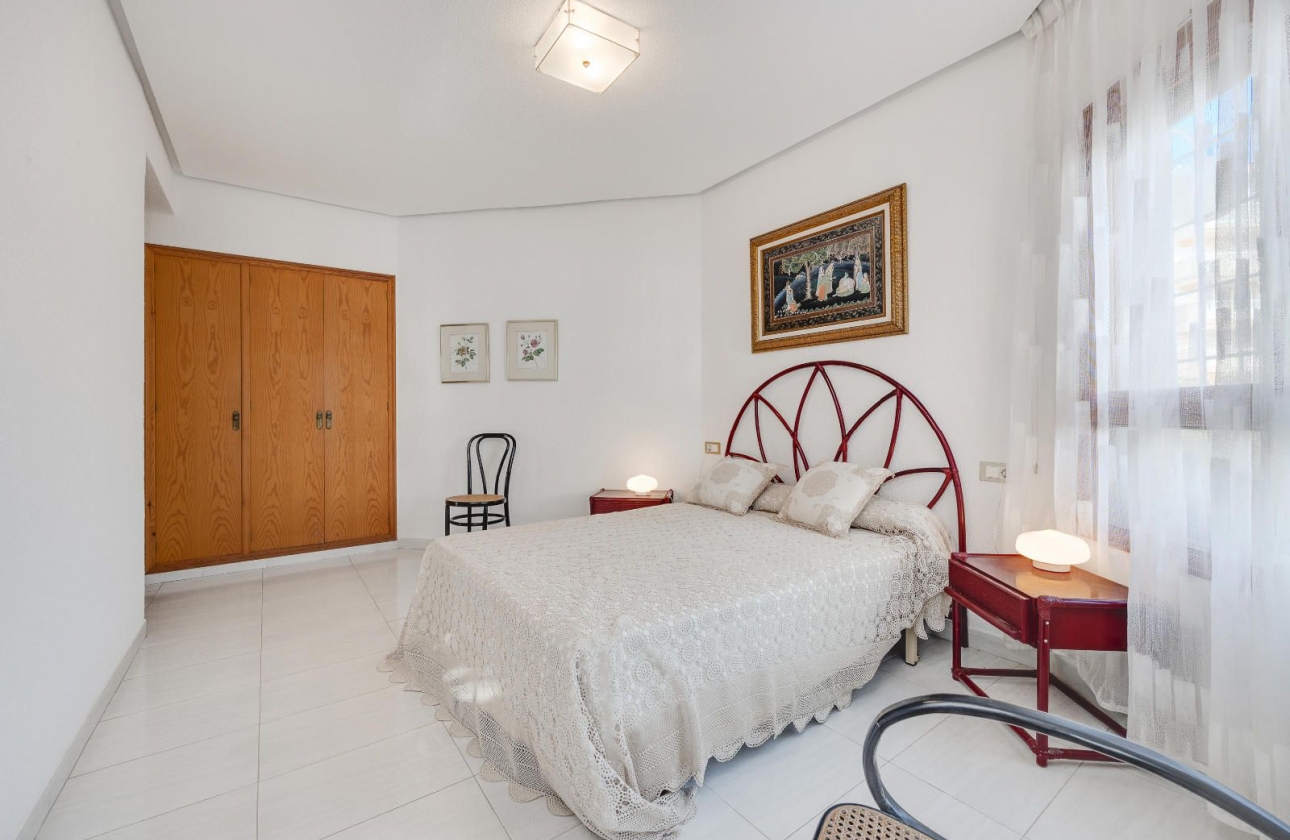 Reventa - Villa - Santa Pola