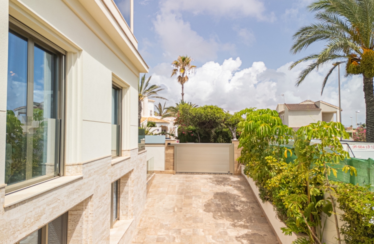 Rynek wtórny - Villa - La Zenia - Beachside