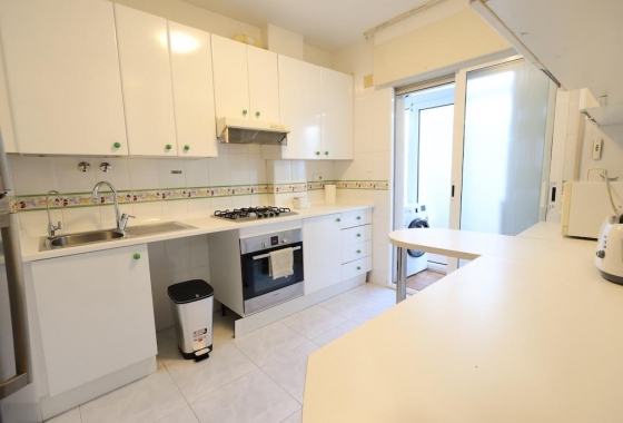 Resale - Bungalow - Orihuela Costa - Campoamor