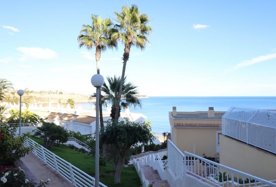 Resale - Bungalow - Orihuela Costa - Campoamor