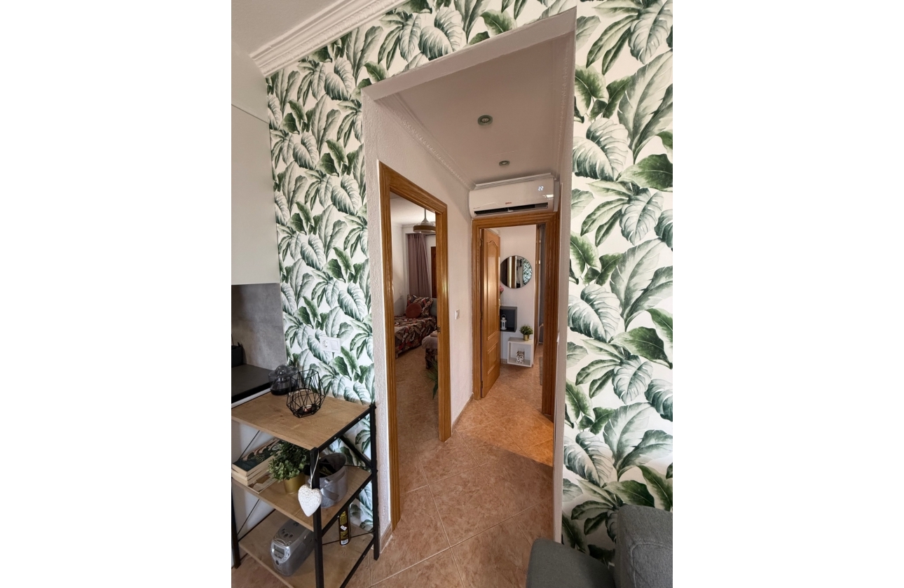 Resale - Apartment - Torrevieja - La Mata
