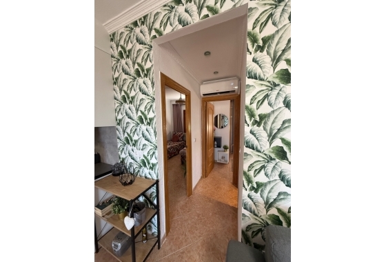 Resale - Apartment - Torrevieja - La Mata