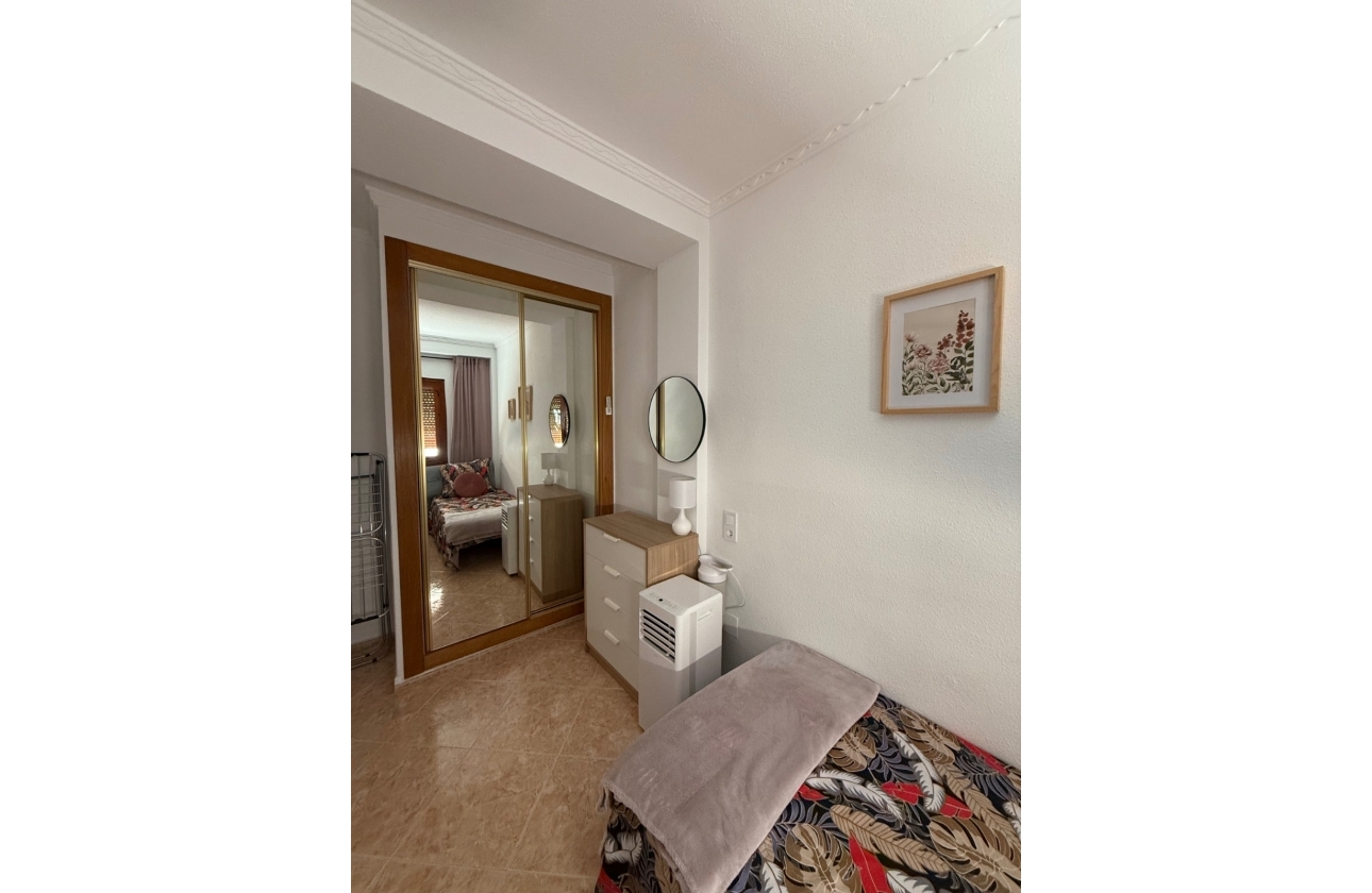 Resale - Apartment - Torrevieja - La Mata