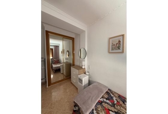 Resale - Apartment - Torrevieja - La Mata