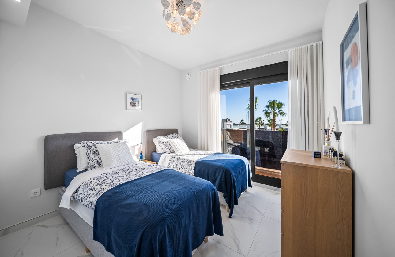 Rynek wtórny - Villa - Orihuela Costa - Lomas de Cabo Roig