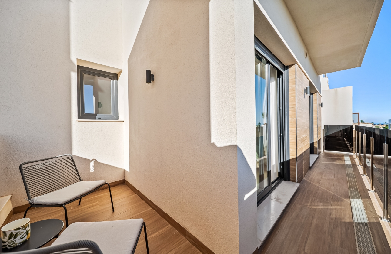 Rynek wtórny - Villa - Orihuela Costa - Lomas de Cabo Roig