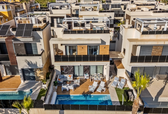 Rynek wtórny - Villa - Orihuela Costa - Lomas de Cabo Roig