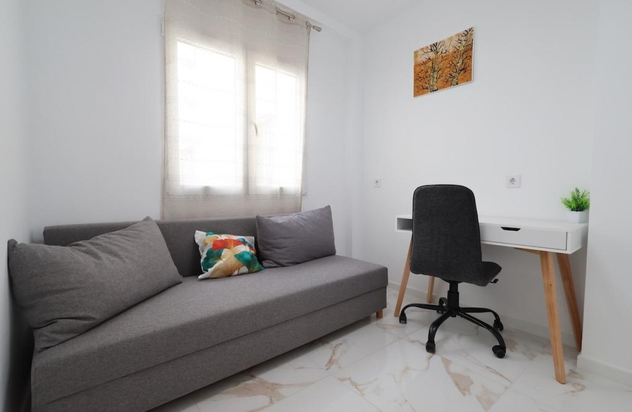 Reventa - Apartment - Torrevieja - La Mata