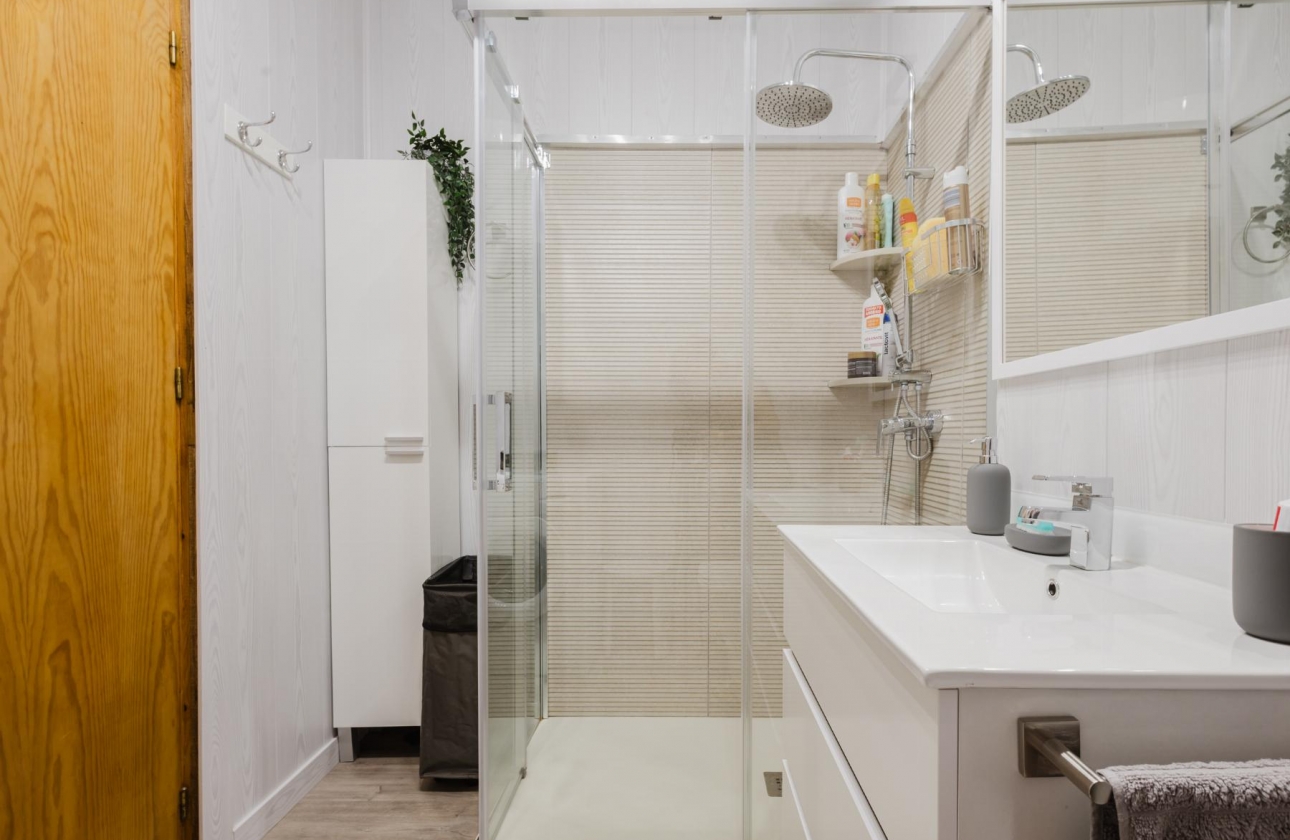 Rynek wtórny - Bungalow - Torrevieja - Playa De Los Naufragos