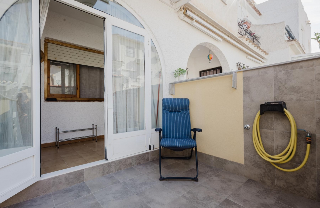 Rynek wtórny - Bungalow - Torrevieja - Playa De Los Naufragos