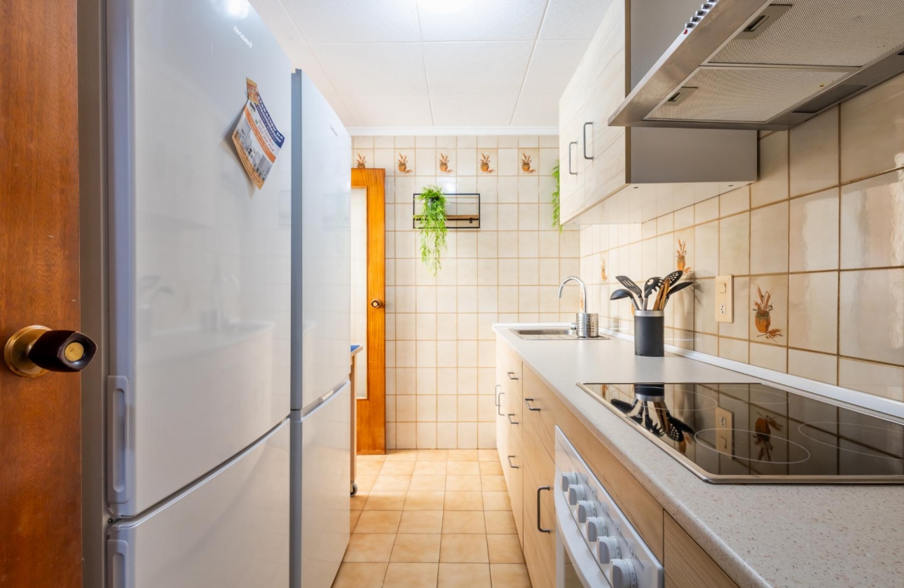 Rynek wtórny - Apartament - Torrevieja - Playa De Los Naufragos