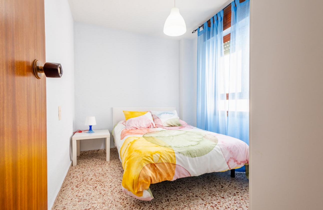 Rynek wtórny - Apartament - Torrevieja - Playa De Los Naufragos