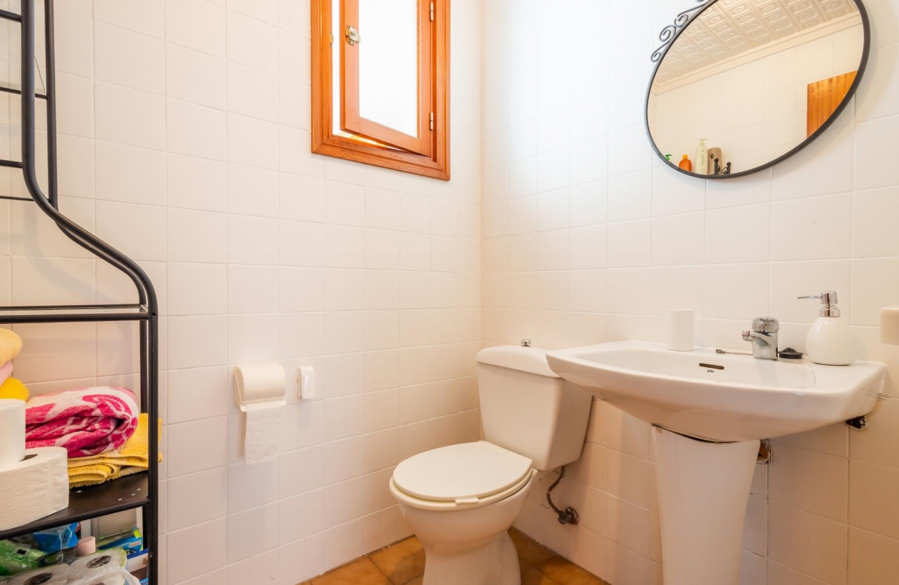 Rynek wtórny - Apartament - Torrevieja - Playa De Los Naufragos