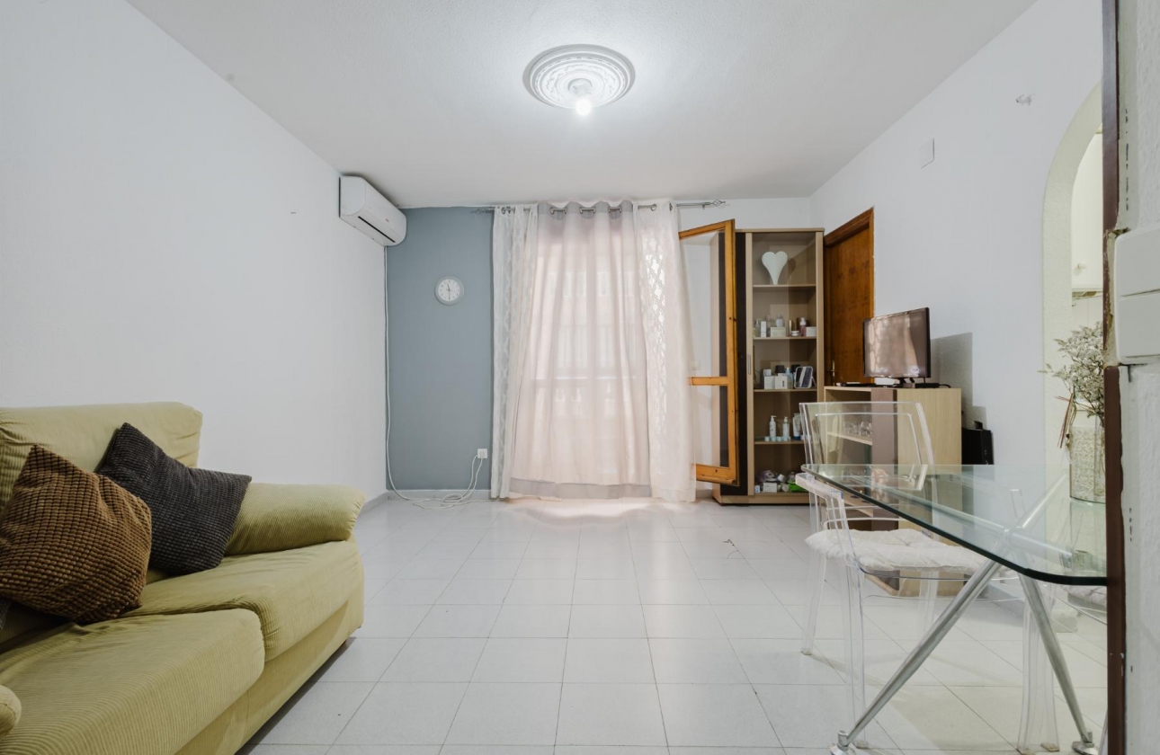 Rynek wtórny - Apartament - Torrevieja - Acequion