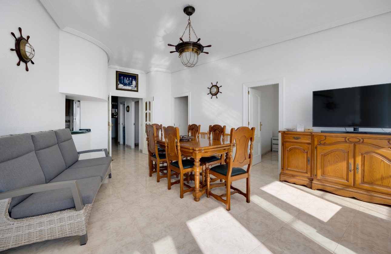 Rynek wtórny - Apartament - Torrevieja - Acequion