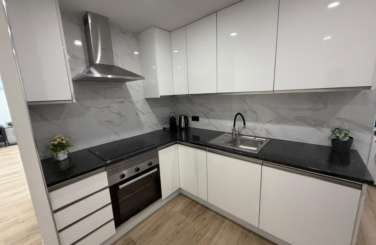 Rynek wtórny - Apartament - Torrevieja - Acequion