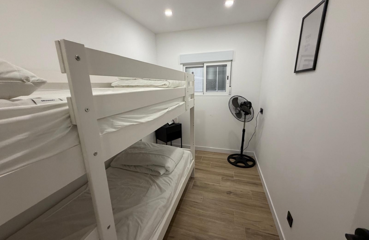 Rynek wtórny - Apartament - Torrevieja - Acequion