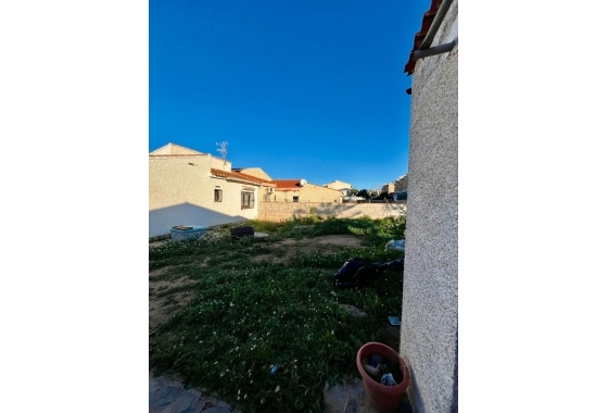 Resale - Villa - Torrevieja - Aguas Nuevas