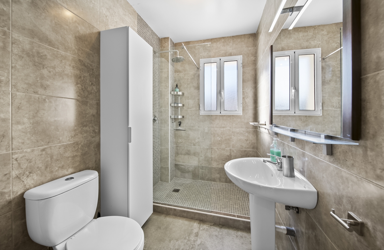 Resale - Villa - Orihuela Costa - La Zenia