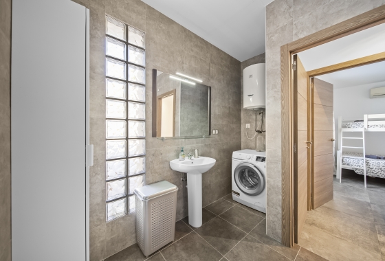 Resale - Villa - Orihuela Costa - La Zenia