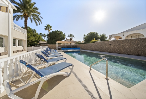 Resale - Villa - Orihuela Costa - La Zenia