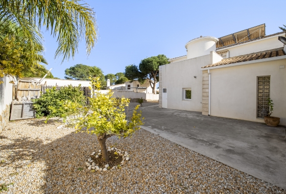 Resale - Villa - Orihuela Costa - La Zenia