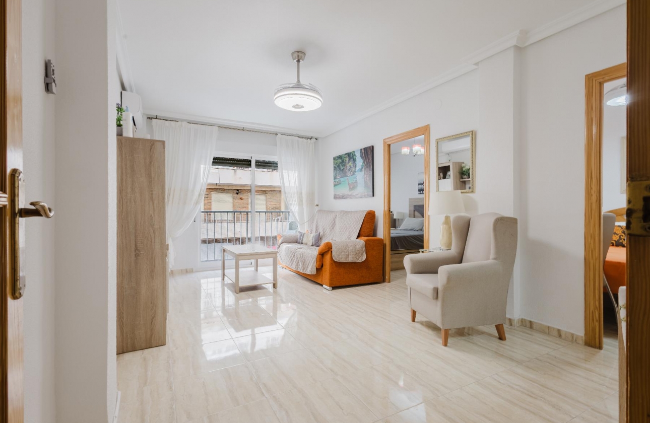 Rynek wtórny - Apartament - Torrevieja - Acequion