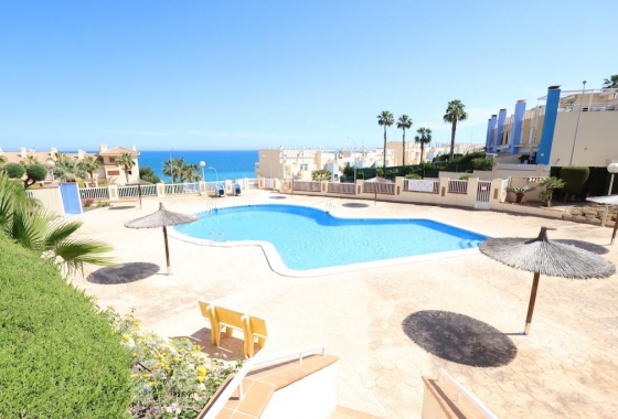 Resale - Apartment - Orihuela Costa - Campoamor