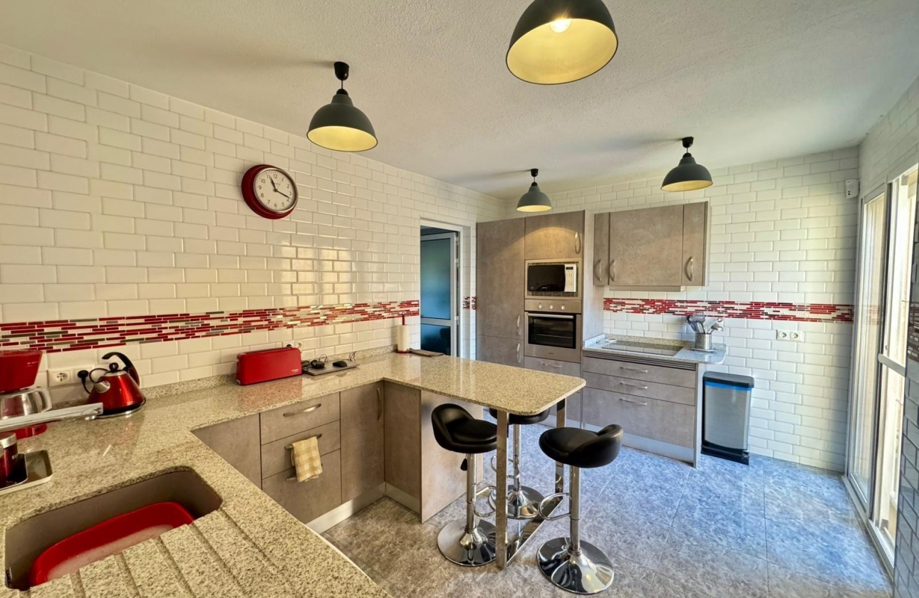 Rynek wtórny - Villa - Torrevieja - Los Altos