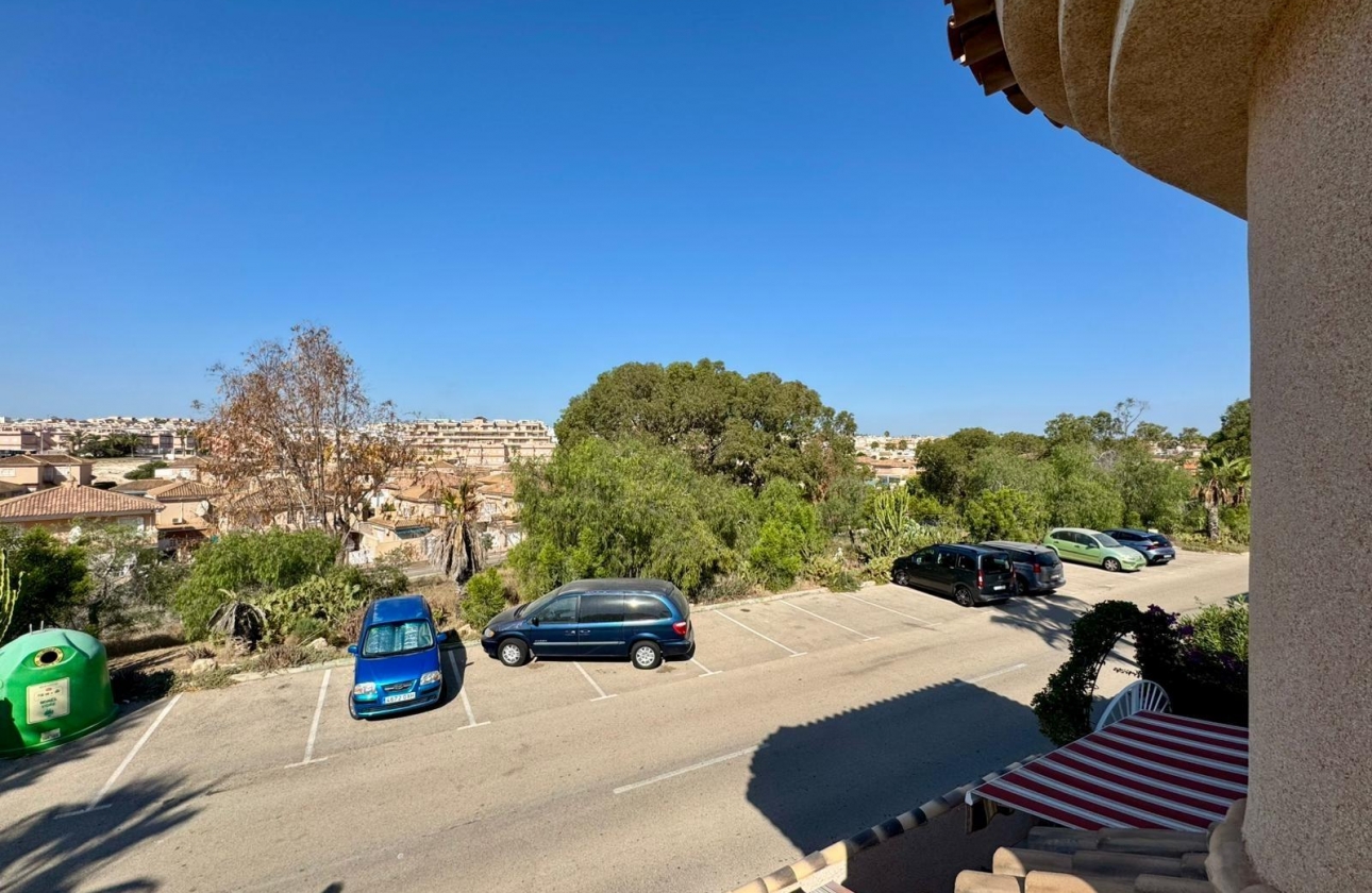 Rynek wtórny - Villa - Torrevieja - Los Altos