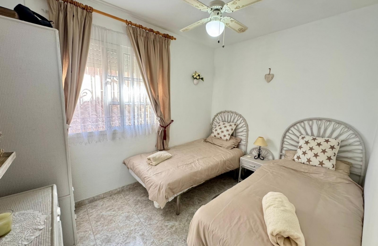 Rynek wtórny - Villa - Torrevieja - Los Altos