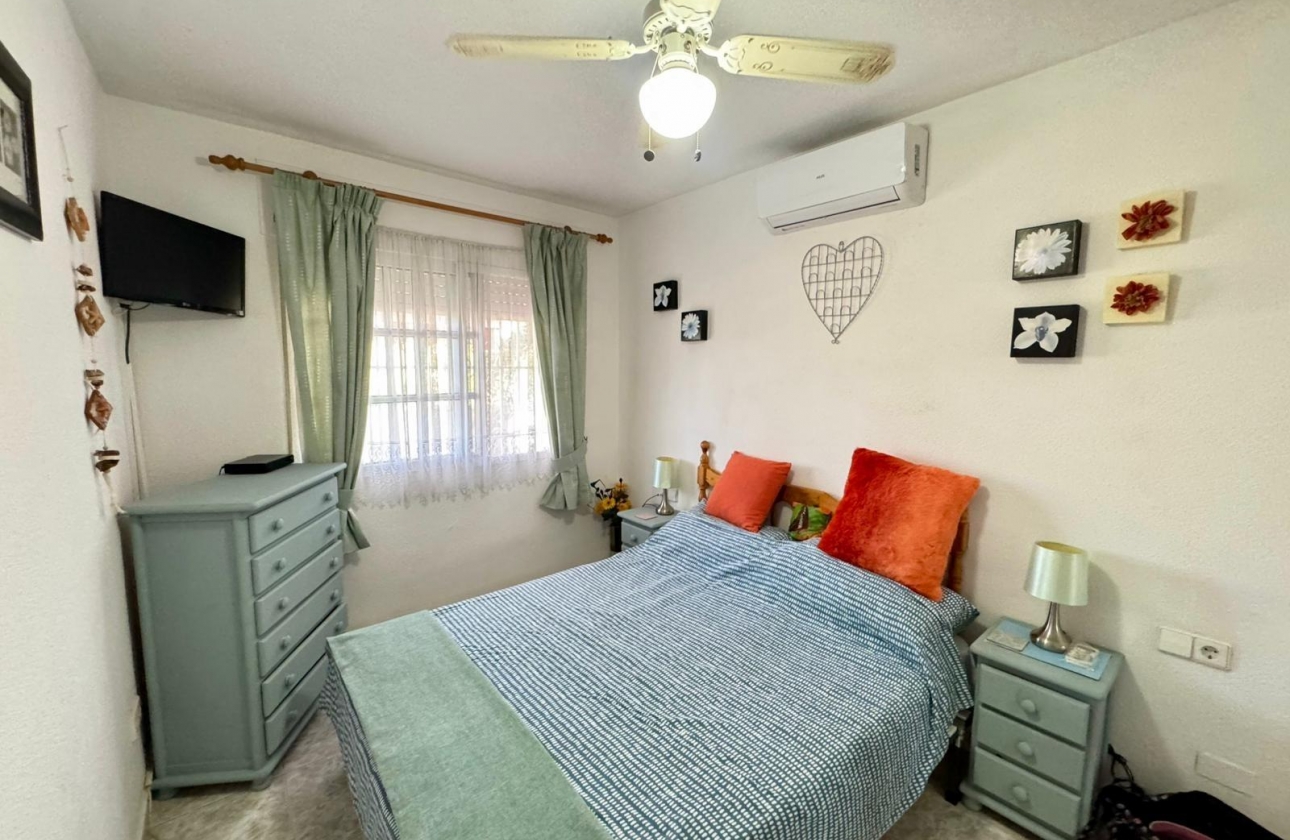 Rynek wtórny - Villa - Torrevieja - Los Altos