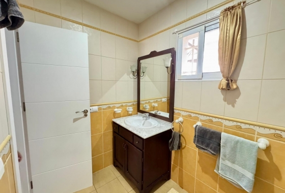 Rynek wtórny - Villa - Torrevieja - Los Altos