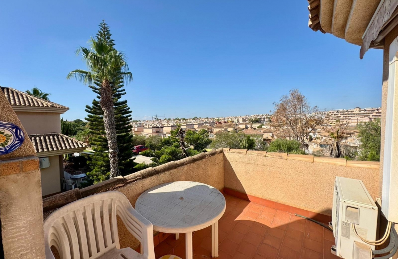 Rynek wtórny - Villa - Torrevieja - Los Altos